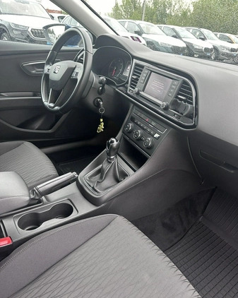 Seat Leon cena 43900 przebieg: 217735, rok produkcji 2015 z Wieluń małe 154